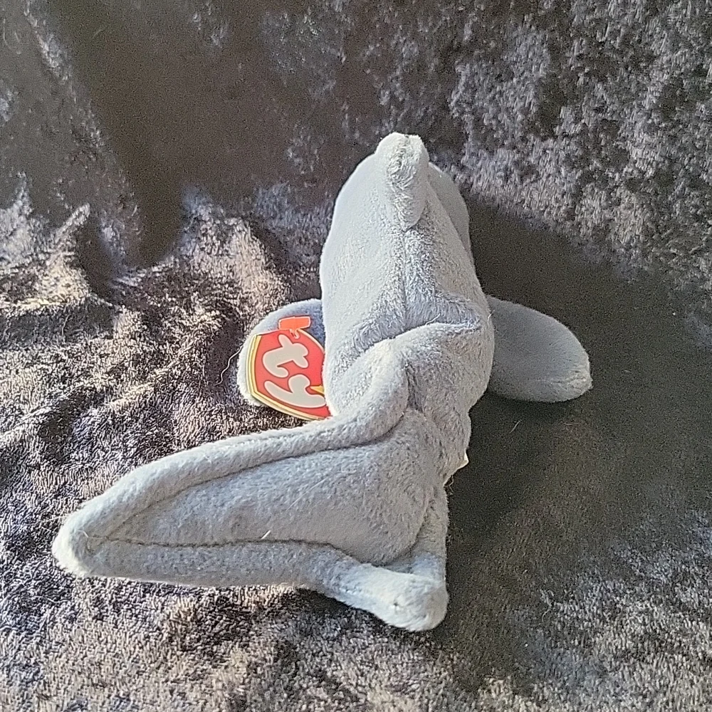 TY 1996 Crunch the shark beanie baby - Picture 3 of 10